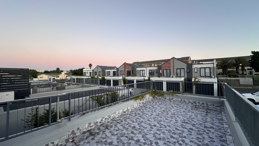 2 Bedroom Property for Sale in Tijgerhof Western Cape